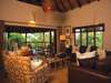 Impodimo Game Lodge - Lounge 